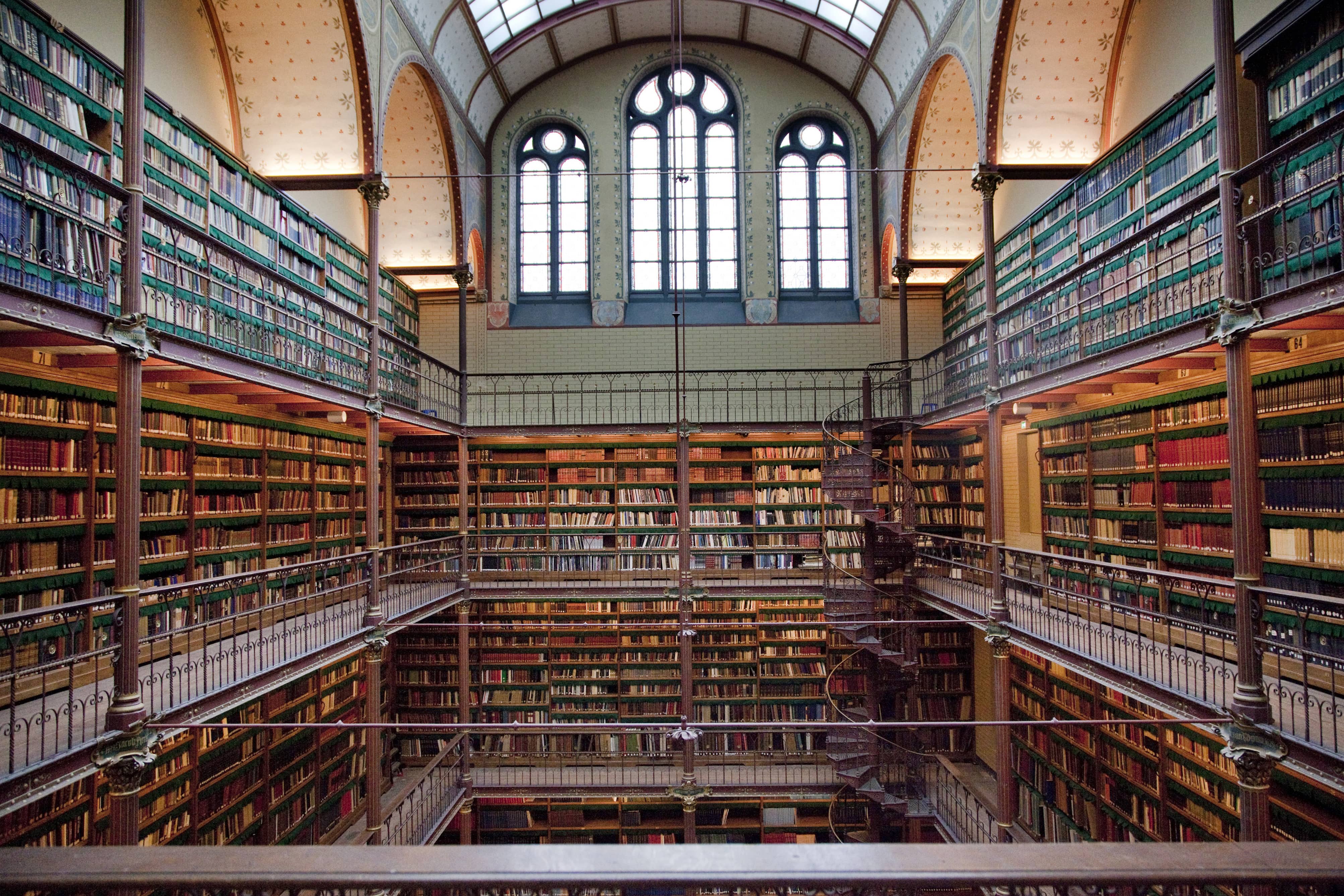 Библиотека н е. Библиотека монастыря Святого Флориана. Йельский университет библиотека. Библиотека Голландия архитектура. Библиотека Джорджа Пибоди, Балтимор, США.